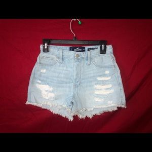 (Hollister) High-Rise Mom Shorts